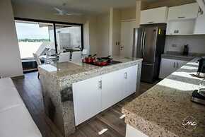 Blue Luxury La Veleta