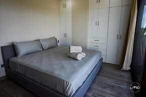 Blue Luxury La Veleta