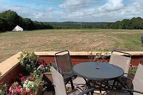 Converted French bus With Stunning Views