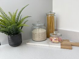 No1 Little Barrow Barns