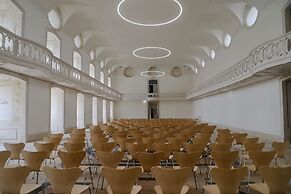 Montebelo Mosteiro de Alcobaça Historic Hotel