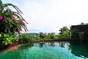 Giri Bhagawan Villas Spa