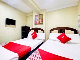 OYO 894 Cosmo Hotel P Campa Manila