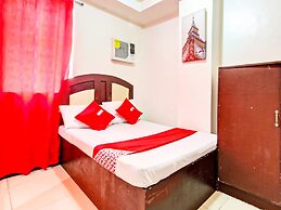 OYO 894 Cosmo Hotel P Campa Manila