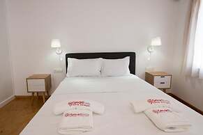 Luxury Sea View Apartment w shared pool