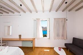 Luxury Sea View Apartment w shared pool