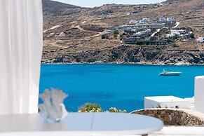 Luxury Sea View Apartment w shared pool