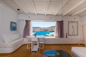 Luxury Sea View Apartment w shared pool