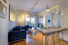 Lush Sapphire apt in the heart of Athens