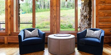 Bearpaw D1 4 Bedroom Condo by RedAwning