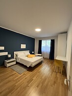 76thelakehouse