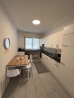 76thelakehouse