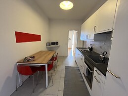 76thelakehouse
