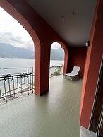 76thelakehouse