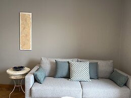 76thelakehouse