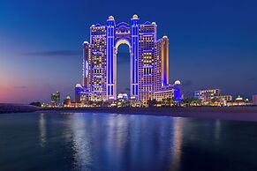 Rixos Marina Abu Dhabi