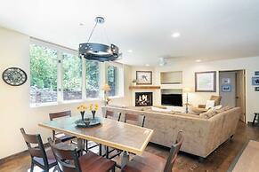 River Edge A by Avantstay Three BR Condo In Historic Depot District