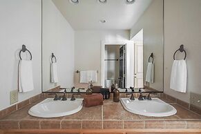 Marillac by Avantstay Gorgeous Ski Cabin w/ Balcony & Patio