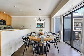 Marillac by Avantstay Gorgeous Ski Cabin w/ Balcony & Patio