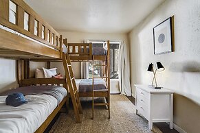 Marillac by Avantstay Gorgeous Ski Cabin w/ Balcony & Patio