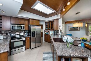 Rancho del Mar by Avantstay One Block From Beach