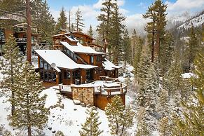 Bronson by Avantstay Luxurious Home On The Slopes!
