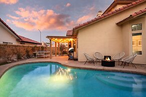 Petit Sahara by Avantstay Desert Escape w/ Pool, Outdoor Dining & Tabl