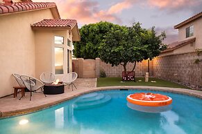 Petit Sahara by Avantstay Desert Escape w/ Pool, Outdoor Dining & Tabl