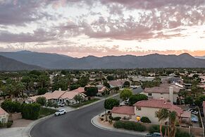 Petit Sahara by Avantstay Desert Escape w/ Pool, Outdoor Dining & Tabl