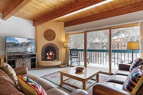 Riverside Condos D01 by Avantstay Condo Close To Downtown, Town Park &