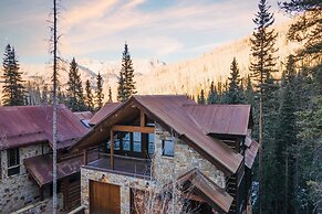 Apex by Avantstay Cozy Expansive Mountain Home Close to the Slopes w/ 