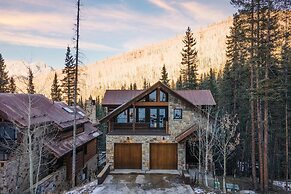 Apex by Avantstay Cozy Expansive Mountain Home Close to the Slopes w/ 