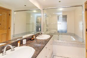 Westermere 311 by Avantstay Gorgeous Condo In Great Location!