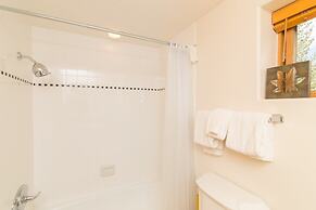 Westermere 311 by Avantstay Gorgeous Condo In Great Location!