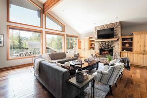 Mason by Avantstay Sleeps 16! Modern Mountain Escape w/ Hot Tub