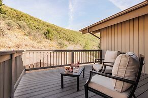 Mason by Avantstay Sleeps 16! Modern Mountain Escape w/ Hot Tub
