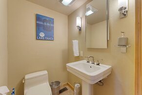 Ember by Avantstay Majestic Entertainers Home w/ Pine Tree Views & Clo