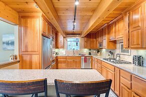 Ember by Avantstay Majestic Entertainers Home w/ Pine Tree Views & Clo