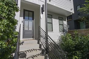 Ryman by Avantstay Centrally Located Townhouse w/ Stylish Interior & P