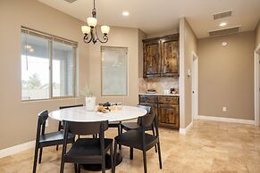 Gambel by Avantstayjtree Escape w/ Entertainers Yard, & Firepit, 3000s