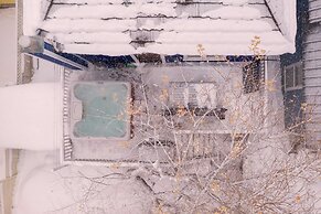 Steps to Ski Gondola, Restored Victorian Home w/ Hot Tub Raddon by Ava