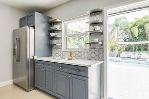 Tidal by Avantstay Gorgeous Home Close to Beaches w/ Pool