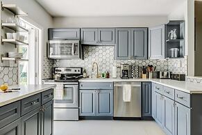 Tidal by Avantstay Gorgeous Home Close to Beaches w/ Pool