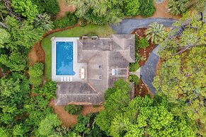 Wisteria by Avantstay Bright & Spacious Home w/ Pool & Entertainers Pa