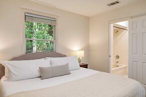 Wisteria by Avantstay Bright & Spacious Home w/ Pool & Entertainers Pa