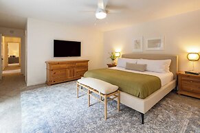 Wisteria by Avantstay Bright & Spacious Home w/ Pool & Entertainers Pa