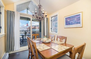 Blue Mesa Penthouse by Avantstay Buyout of 3 Units Ski-in/ski-out Cond