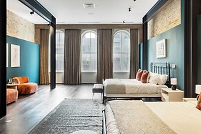 Paramount Place by Avantstay 4 Story Apartment in Heart of Austin w/ M