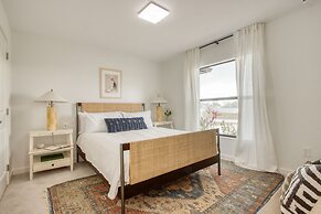 Sirenia by Avantstay Gorgeous Cape Coral Home w/ Pool & Modern Interio