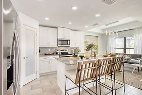 Sirenia by Avantstay Gorgeous Cape Coral Home w/ Pool & Modern Interio